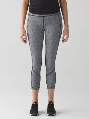 Lululemon Athletica Gray Heather Cropped Performance Leggings Size 8